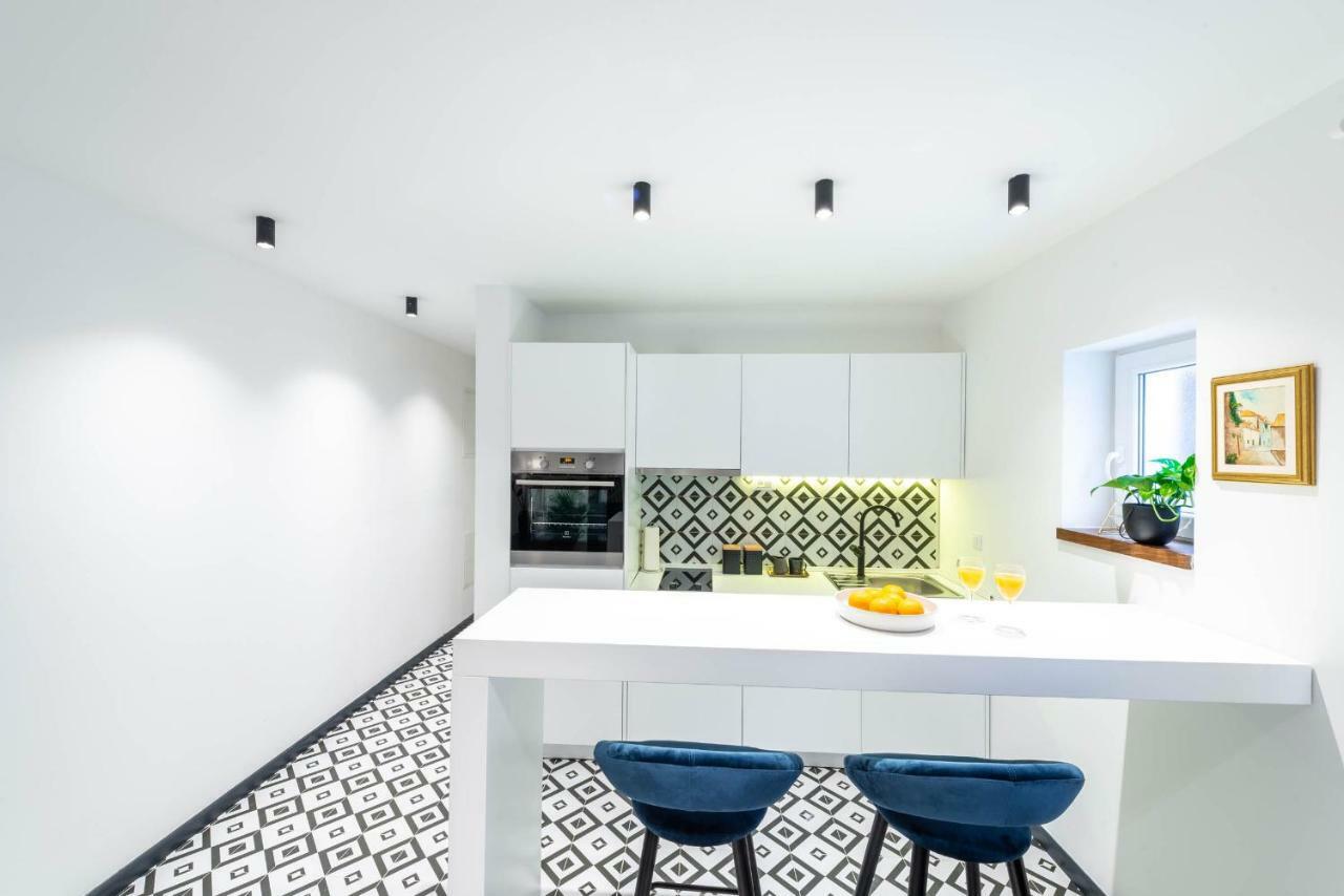 Sun And Stone Apartment Cavtat Exterior foto